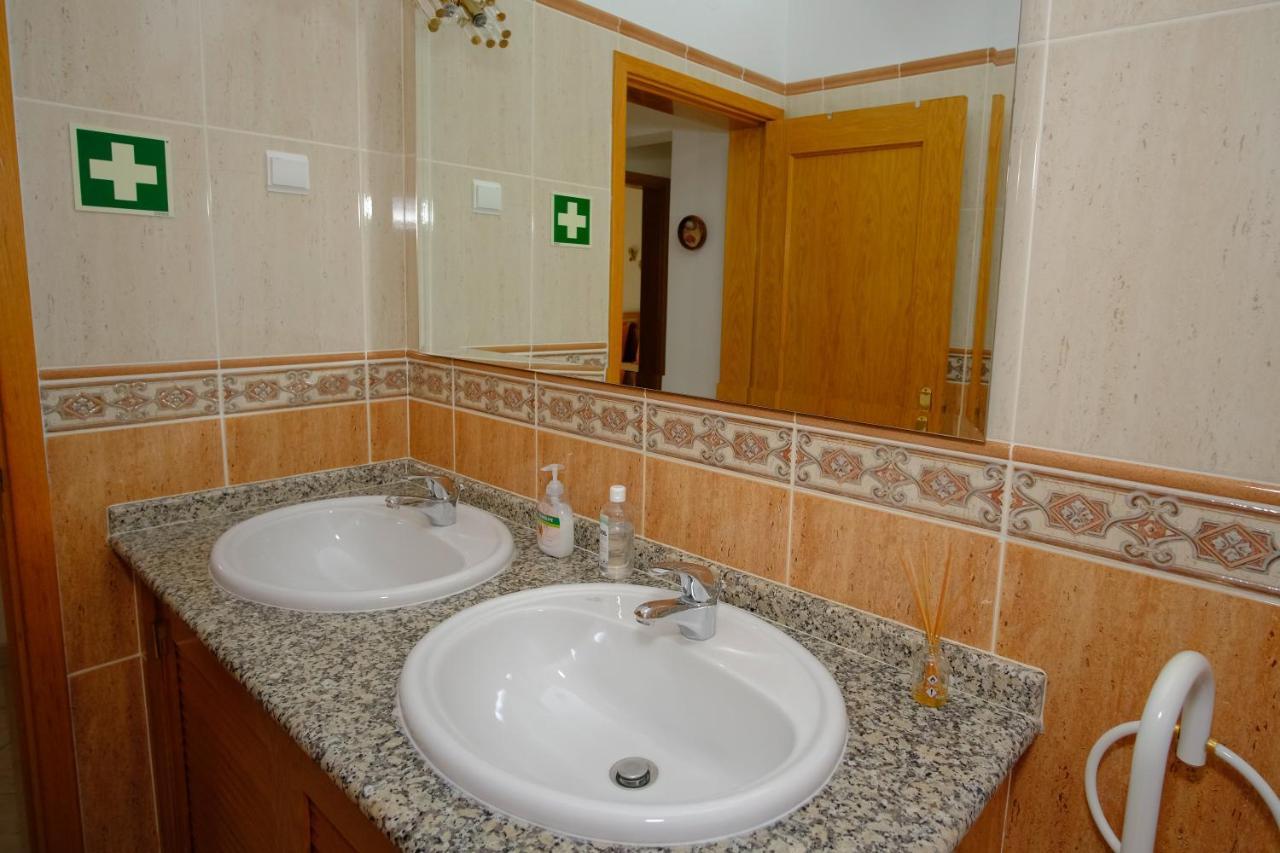 Apartamento T2 Em Condominio Fechado. Albufeira Exteriör bild